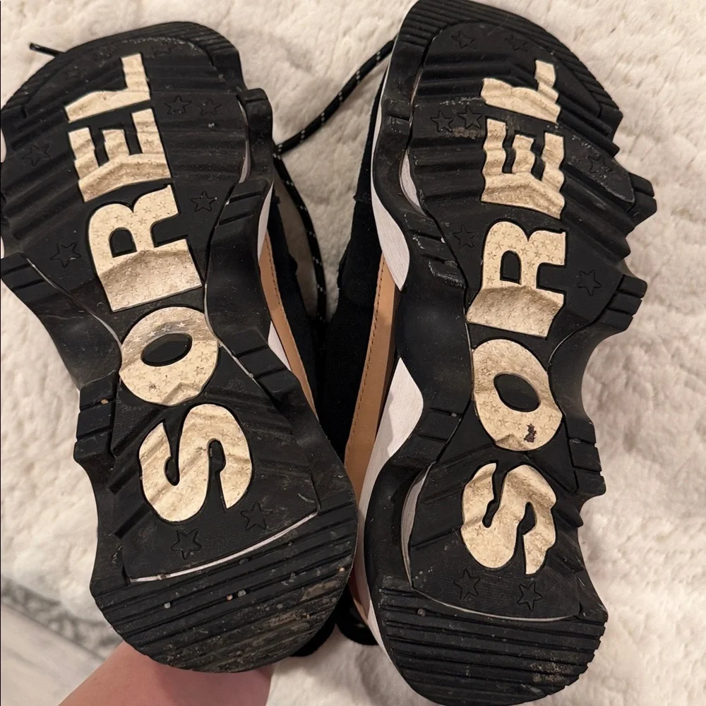 Sorel Winter Kinetic Caribou Boots - Picture 8 of 8